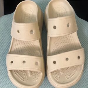 Womens Size 8 Crocs Classic Crush Platform Slip-on Sandals In Bone